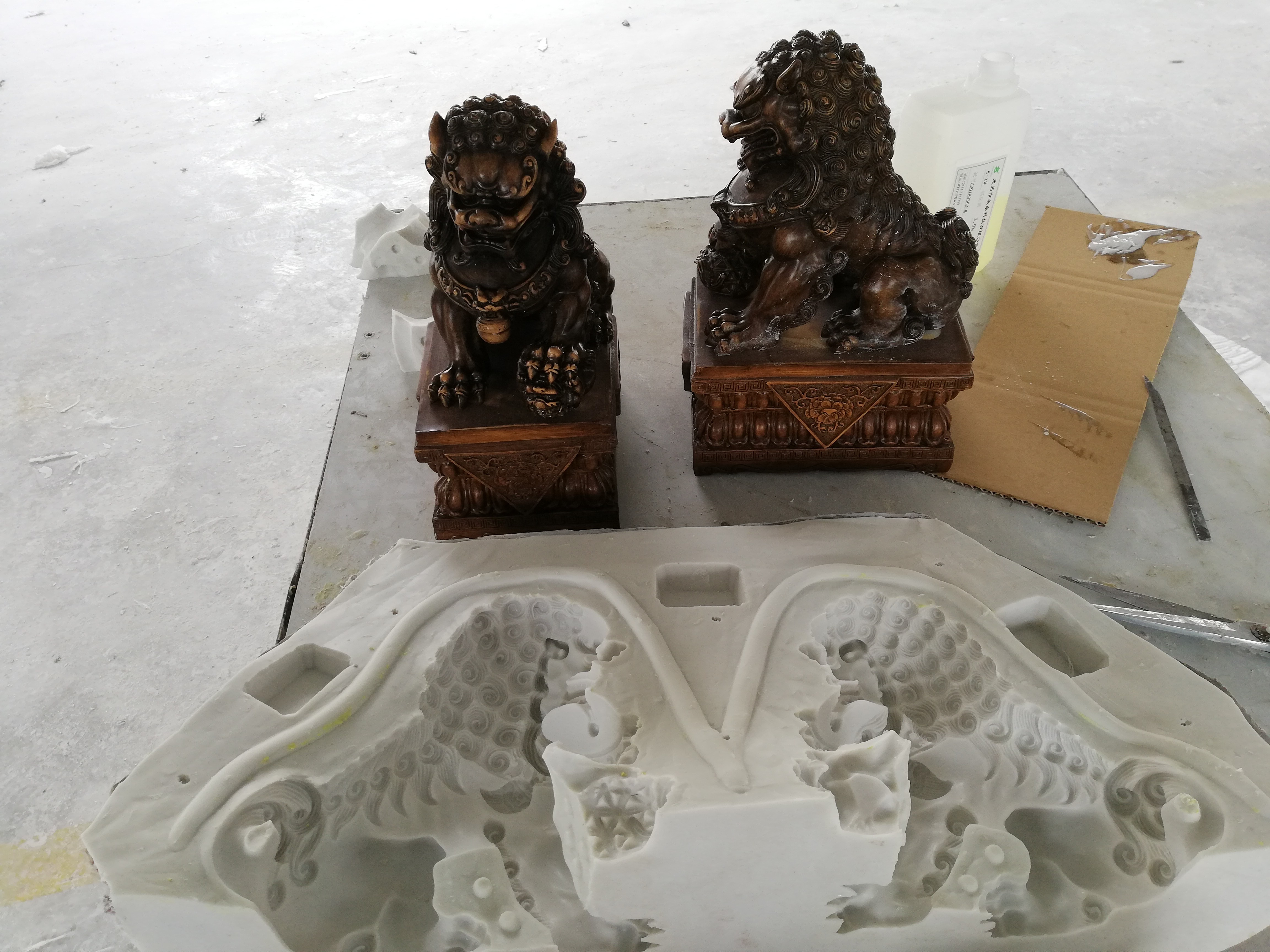 模具硅膠翻模樹(shù)脂工藝品出現(xiàn)燒模情況怎么辦 ？