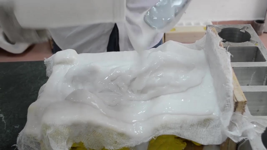 模具硅膠刷模如何使用，有什么需要注意的 ？