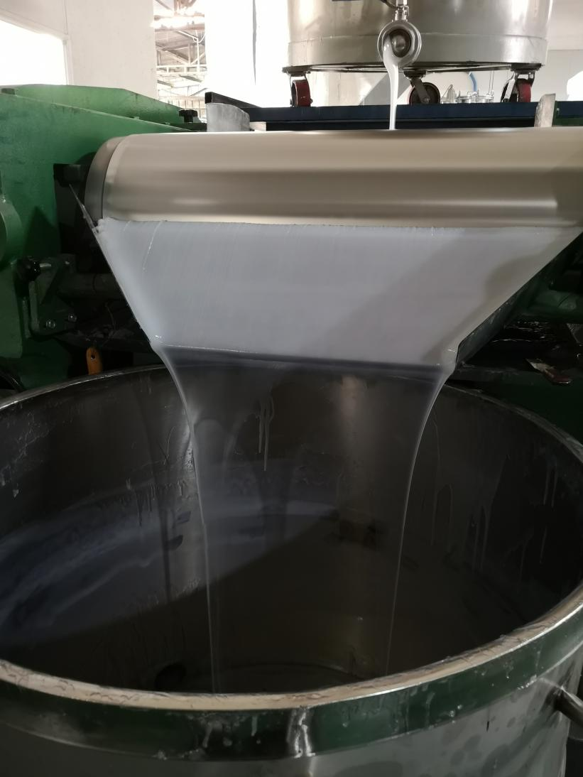影響模具硅膠粘性因素有哪些？